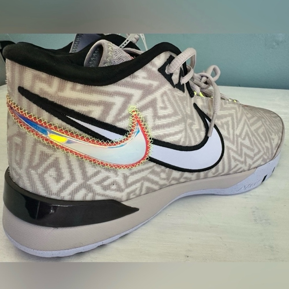 NWT Nike Zoom LeBron NXXT Genisus 'Platinum Violet' Men’s Size 8.5 Sneakers - Picture 7 of 9